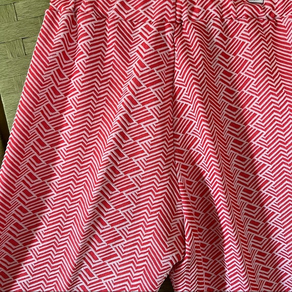 SOLD 1970s polyester red & white chevron high waist wide leg - Picture 6 of 10
